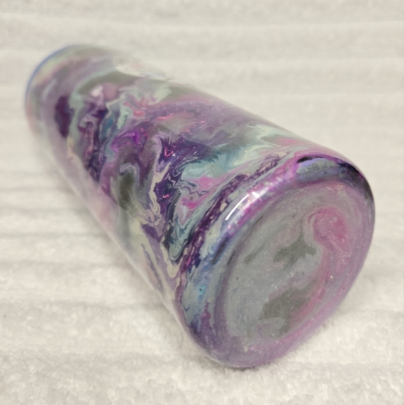 22oz I am the storm tumbler - Picture 6 of 7